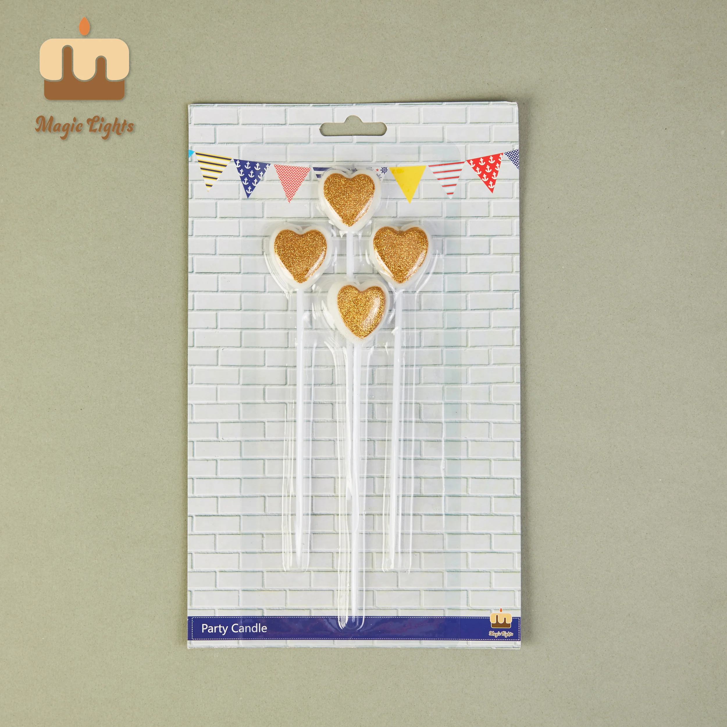 Magic Lights Gold Glitter Heart Candles 4PK for Cakes 1