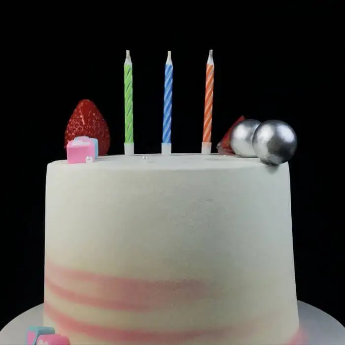 Cool Magic Relighting Birthday Candles For Cupcakes 1