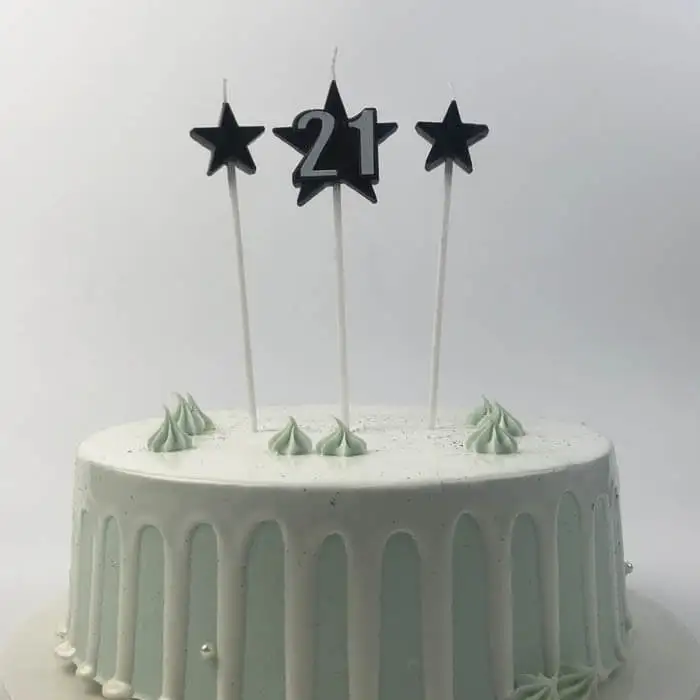 Black Número 21 Velas de pastel de cumpleaños con estrellas en las selecciones 1