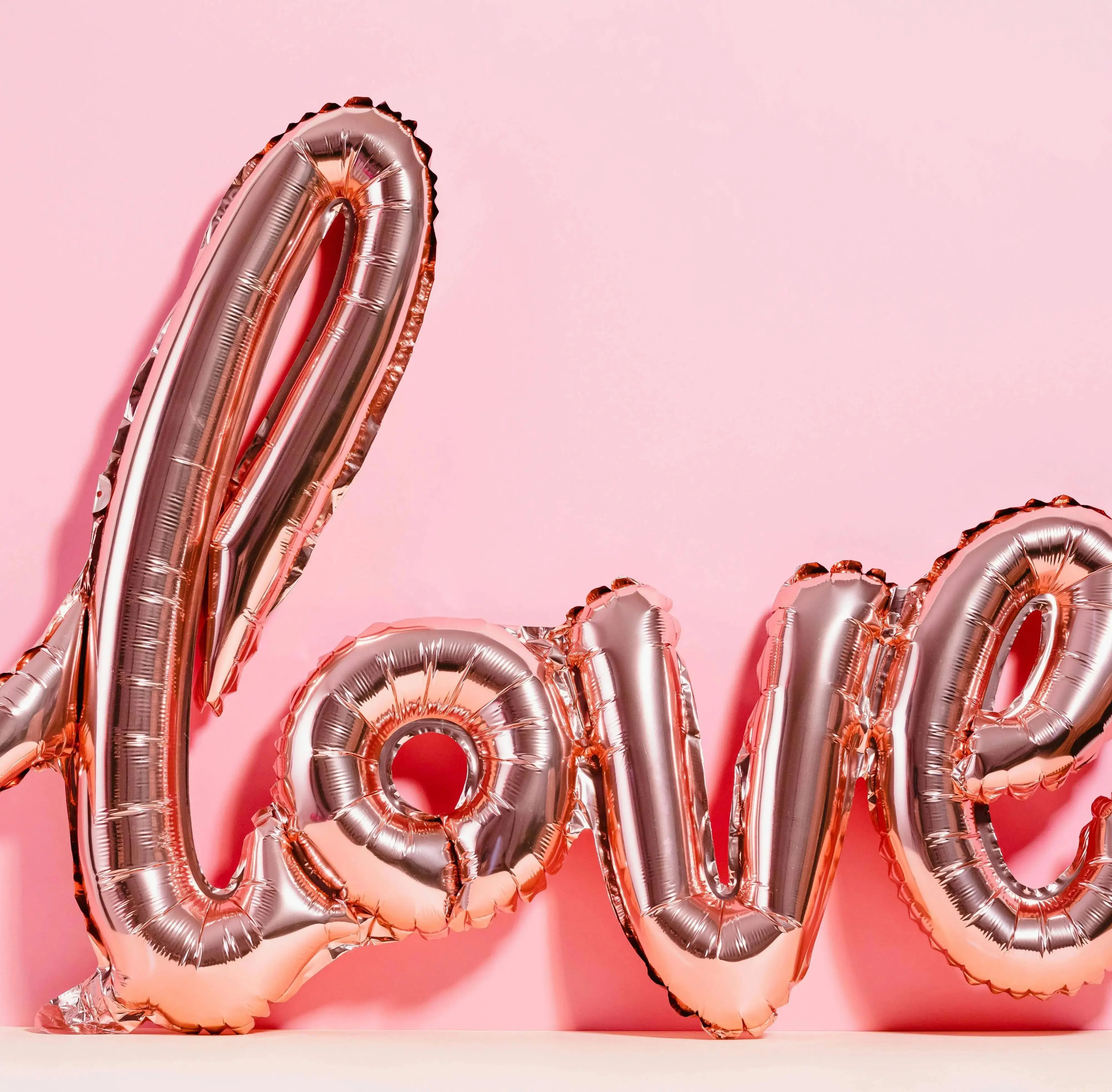 Magic Lights Rose Gold Love Balloon for Valentine's Day and Wedding Anniversary 1