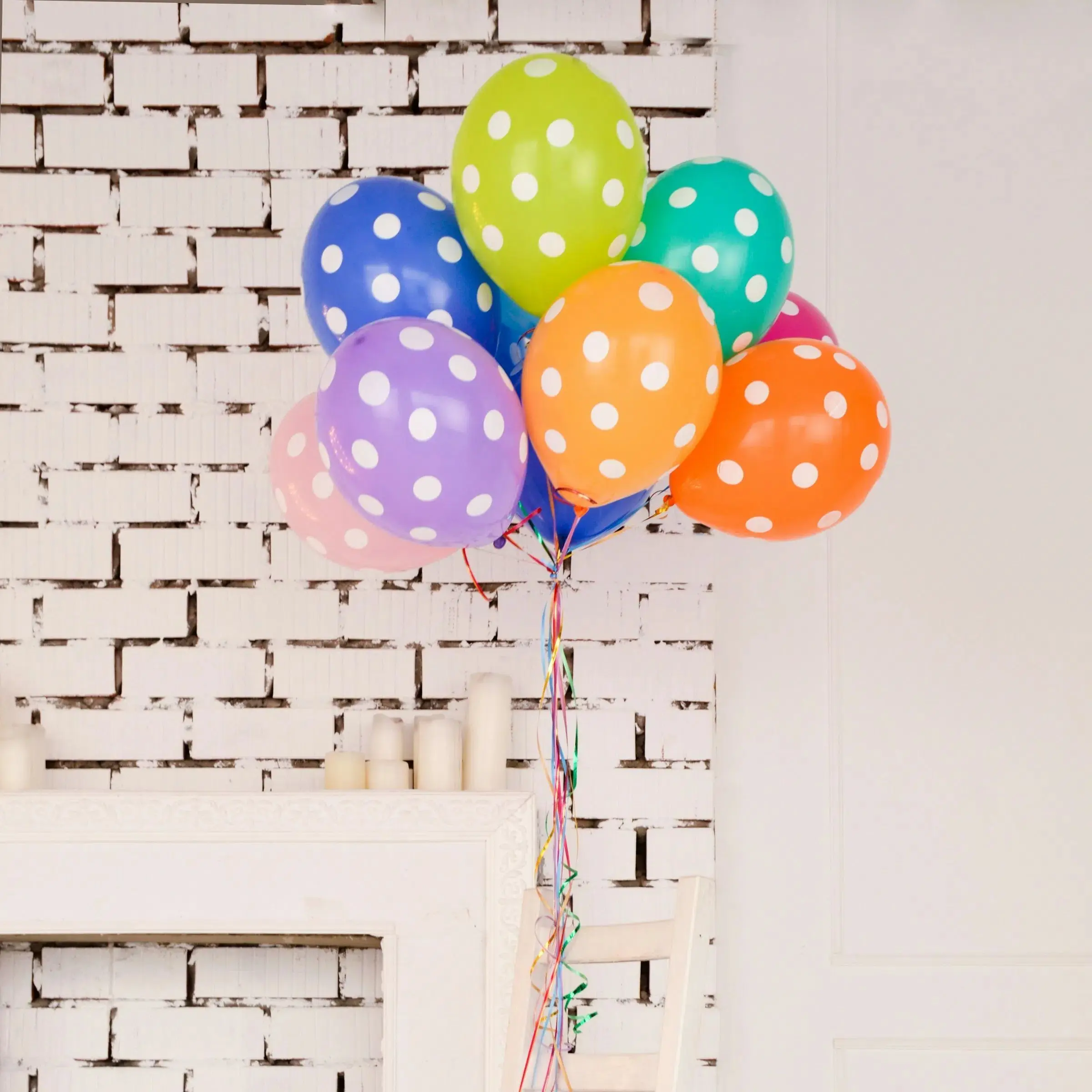 Magic Lights Colorful Polka Dot Latex Balloons for Kids Birthday Party 1